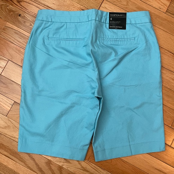 New with tags Banana Republic Shorts - Picture 3 of 3